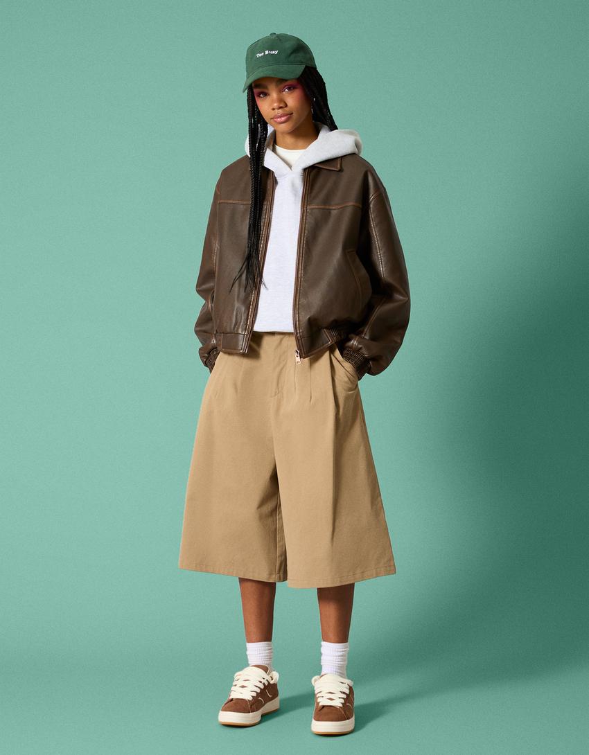 OVERSIZED LEATHER JACKET