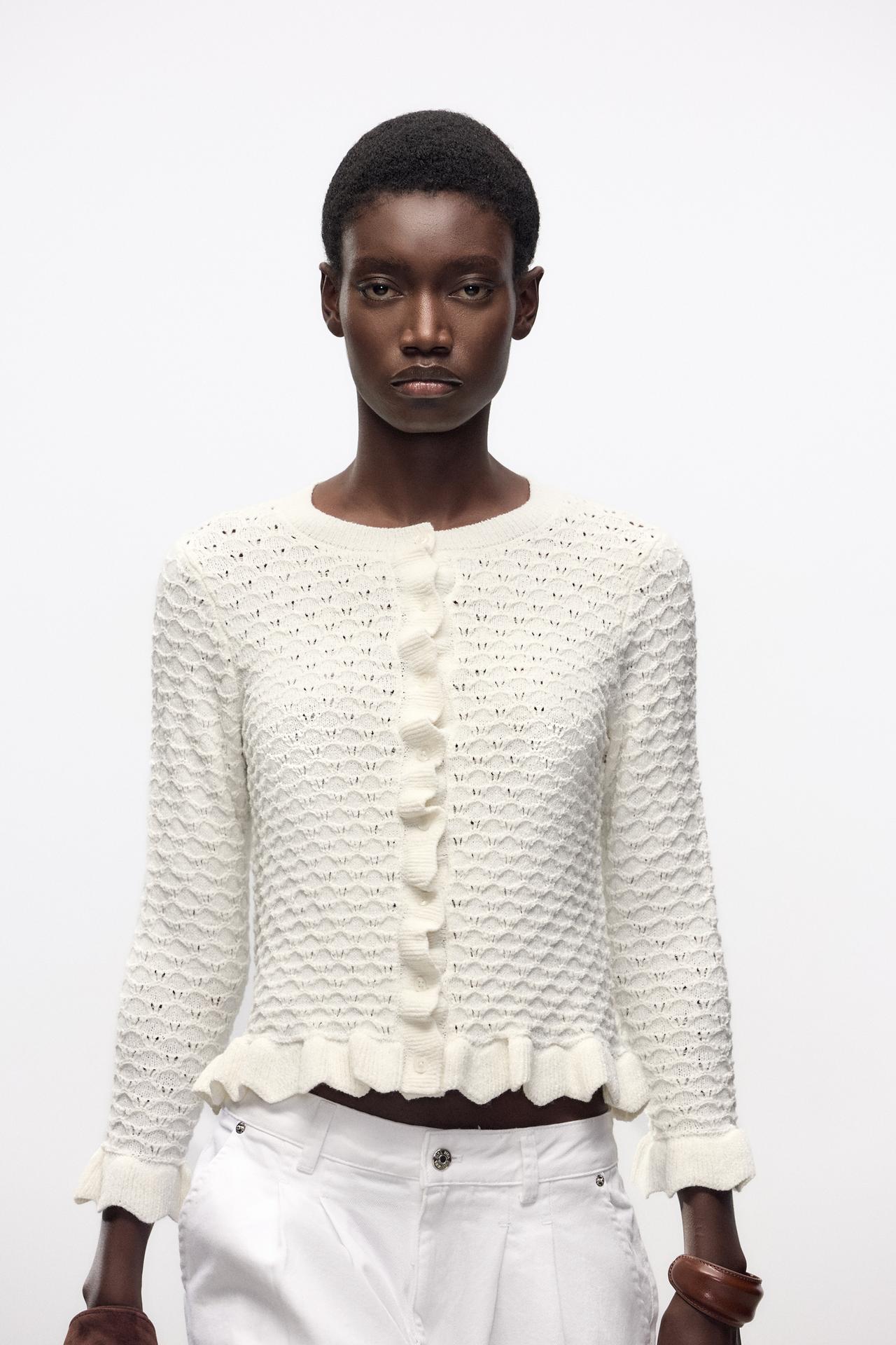 RUFFLED KNIT CARDIGAN