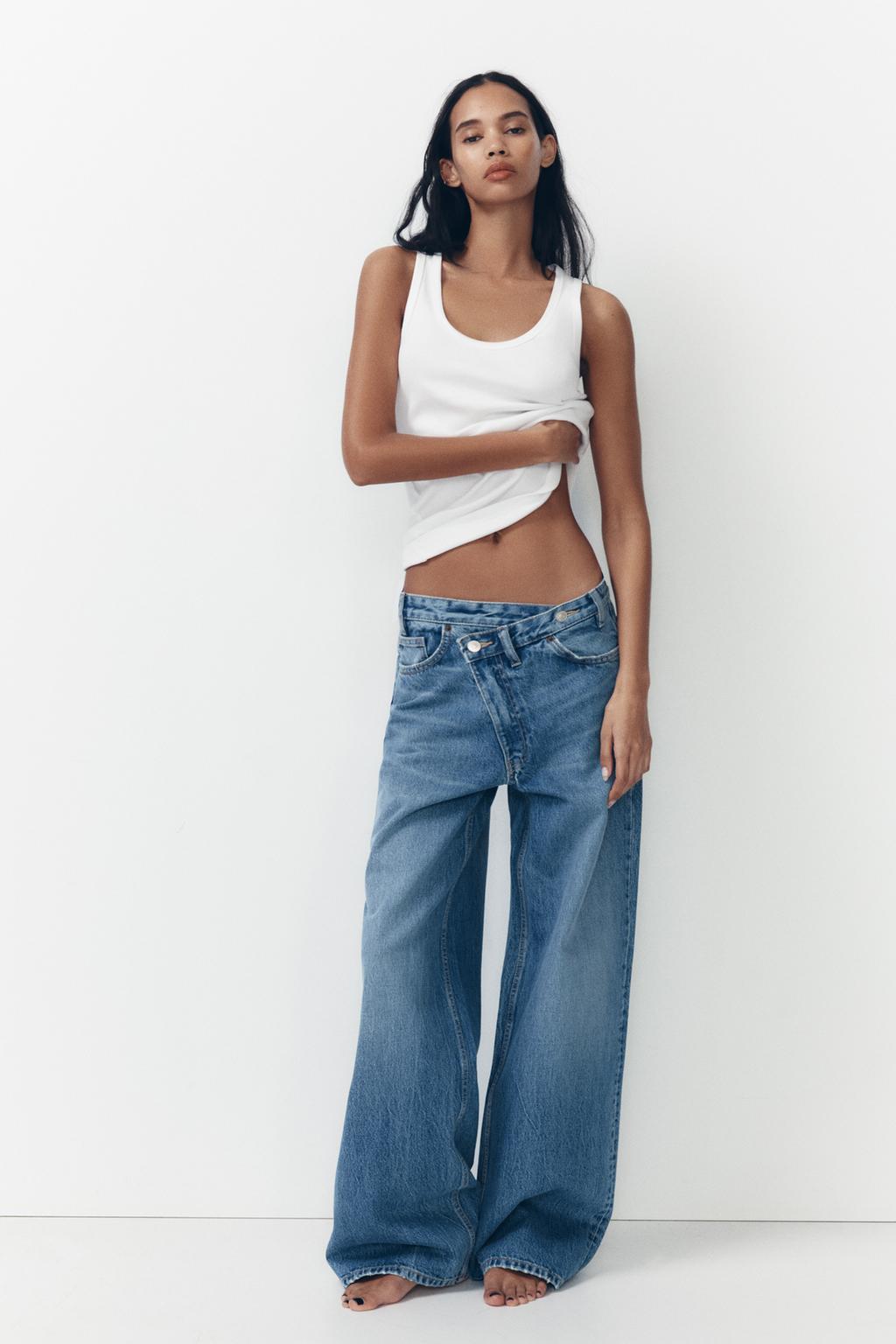 HIGH-WAIST WIDE LEG JEANS