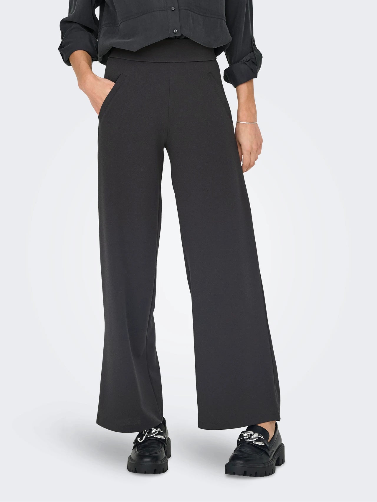 HIGH WAIST CROPPED PANTS