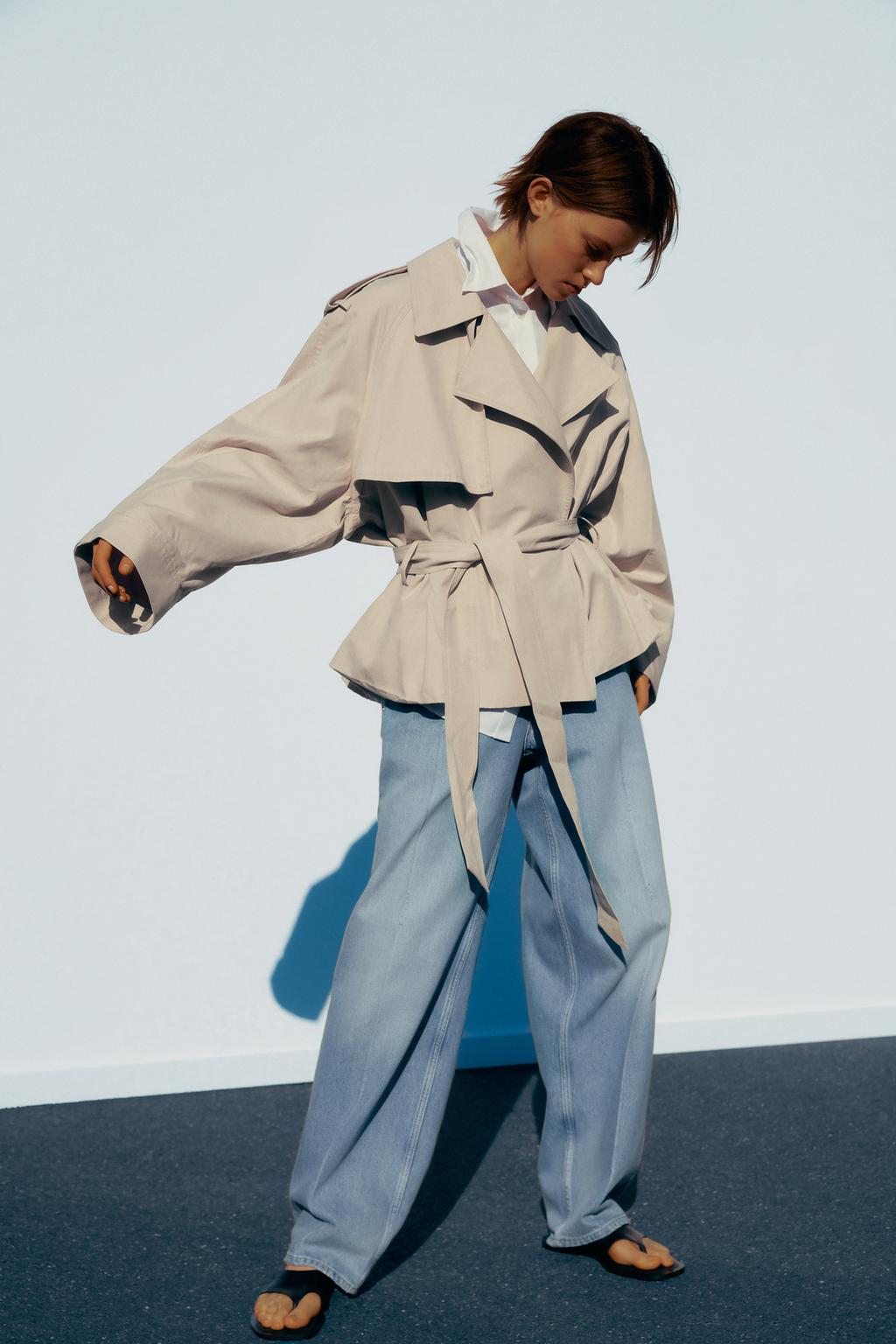 BELTED SHORT TRENCH