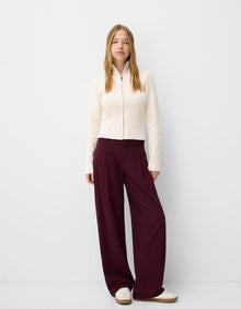 LOW-RISE BAGGY TROUSERS