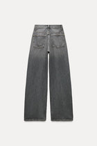 HIGH-WAIST WIDE LEG JEANS