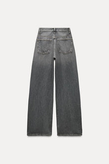 HIGH-WAIST WIDE LEG JEANS
