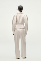 CLASSIC TAILORED BLAZER