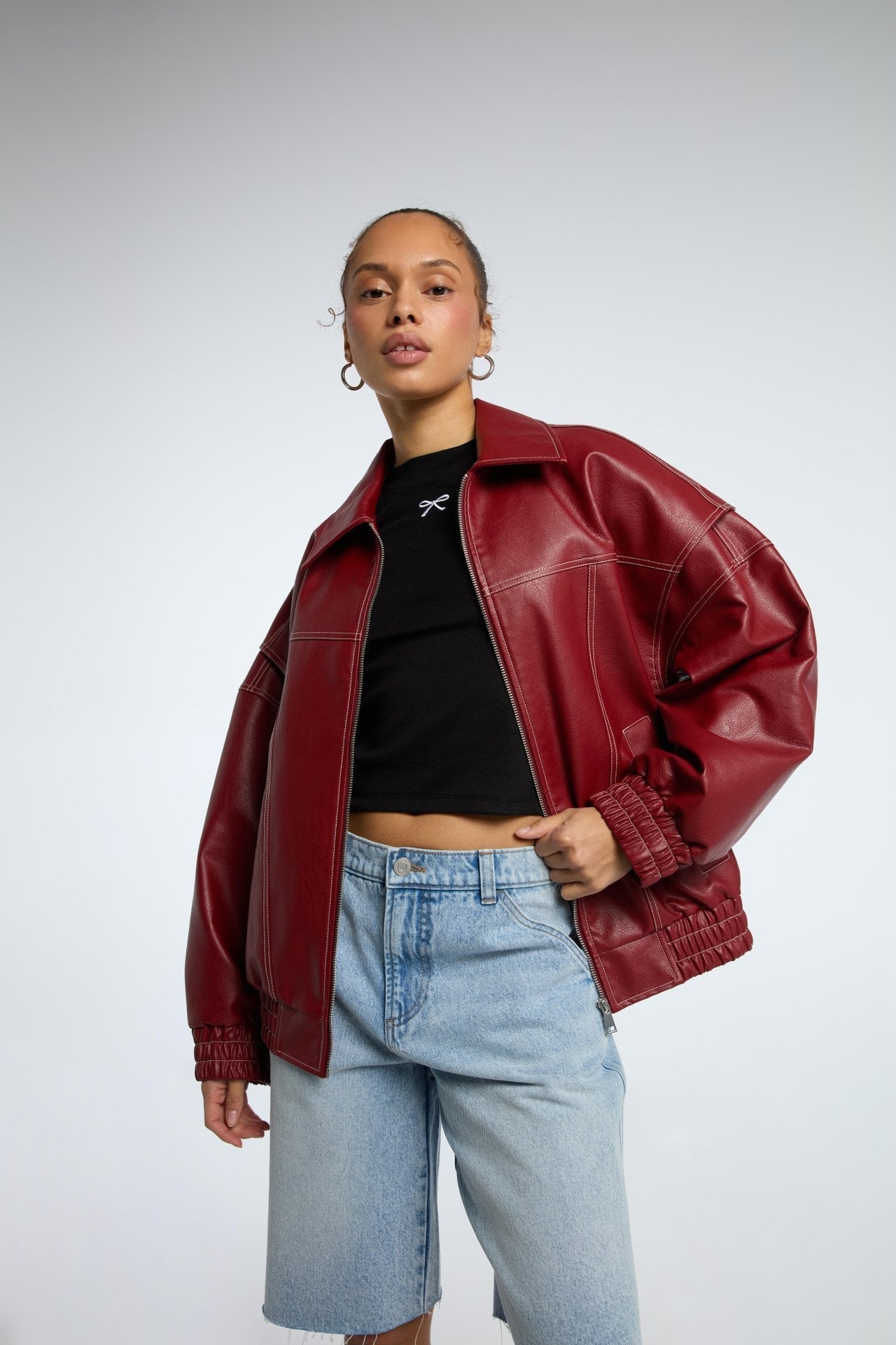 CLASSIC BOMBER JACKET
